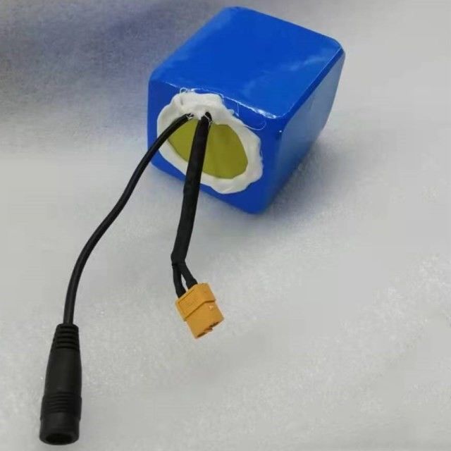 12 Volt 10ah lithium pin Pack 18650 3cells trong loạt với XT60 cắm xả