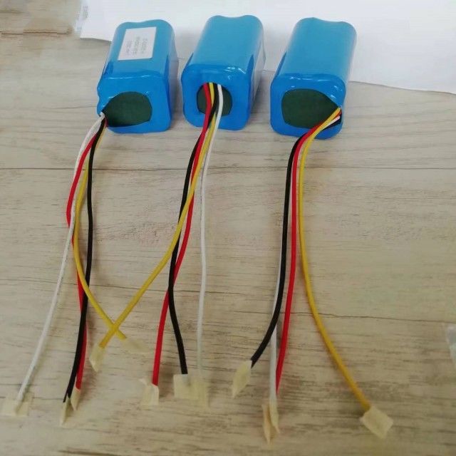 Tùy chỉnh 14.8v 2200mah pin 18650 Cell 4s1p với BMS cho máy lau