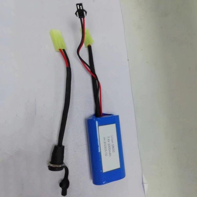 Custom 18650 Li Ion Battery Pack 2cells In Series With Barrel Connector DC5521 nữ