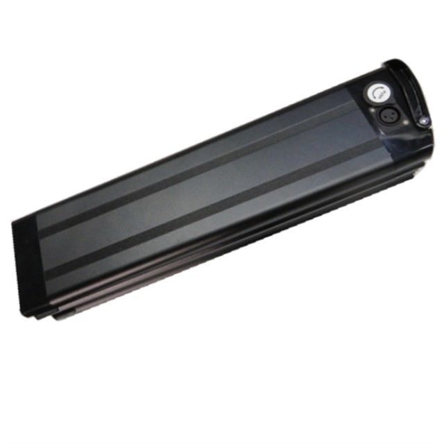 Bộ pin cá bạc 48V 15Ah cho Ebike với cổng sạc đầu pháo 3P